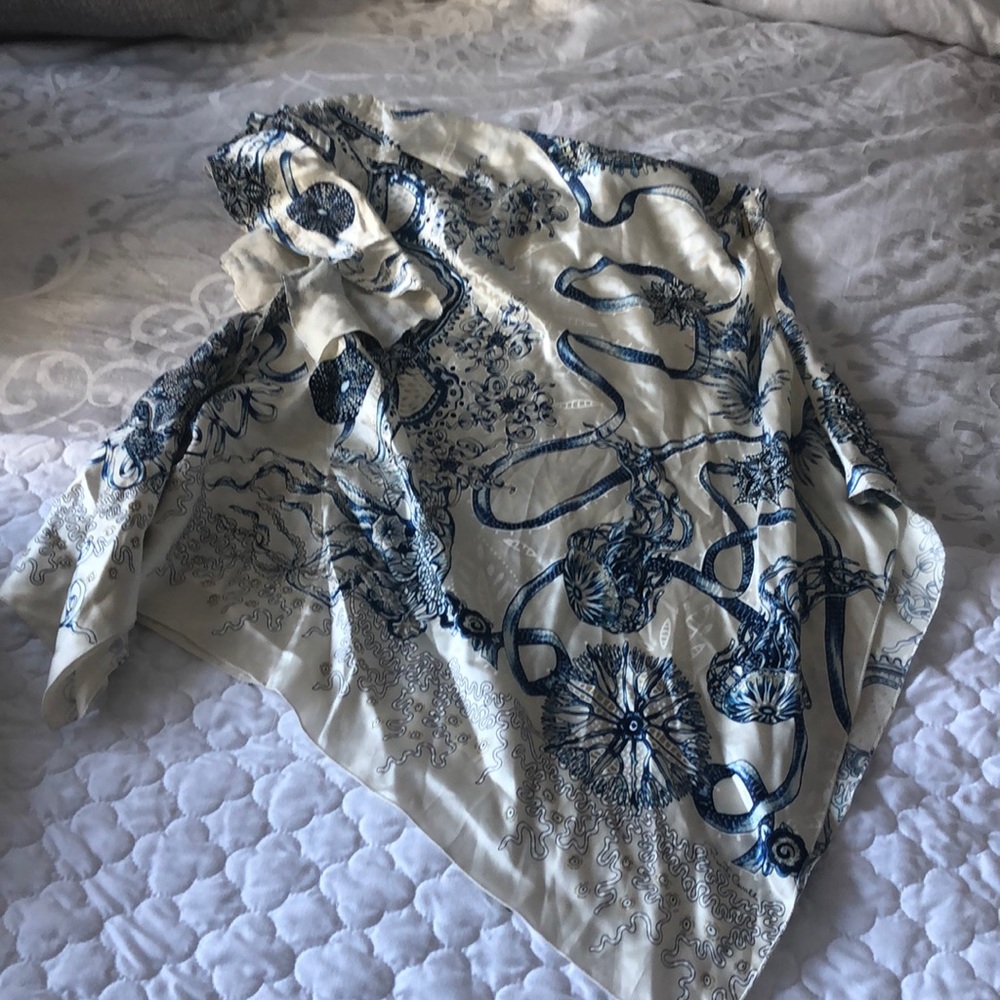 Roberto Cavalli flowing blouse size 44